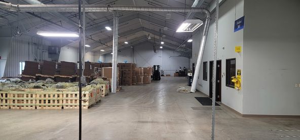 Clear Lake : 300 16thAve SE, Waseca, MN 56093